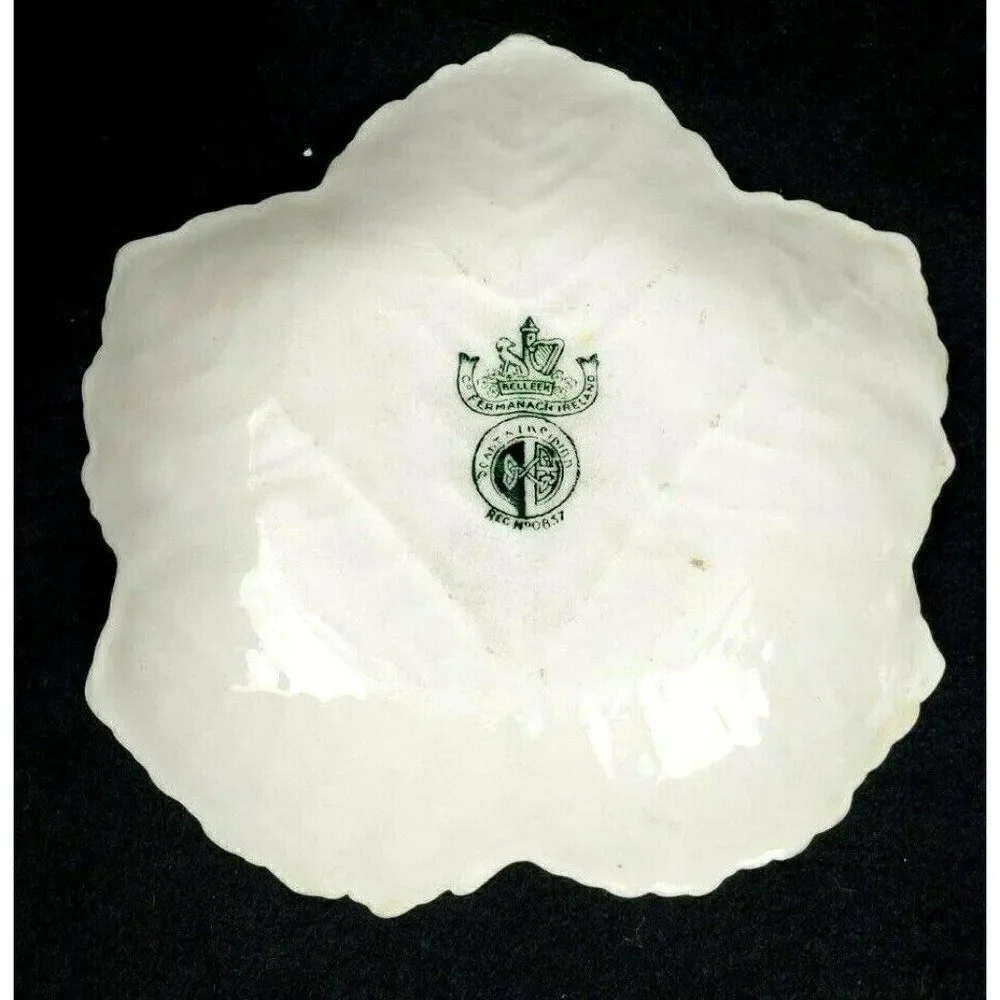 Vintage Belleek Ireland Porcelain Leaf Nesting Trinket Dishes Set 2 Green Mark